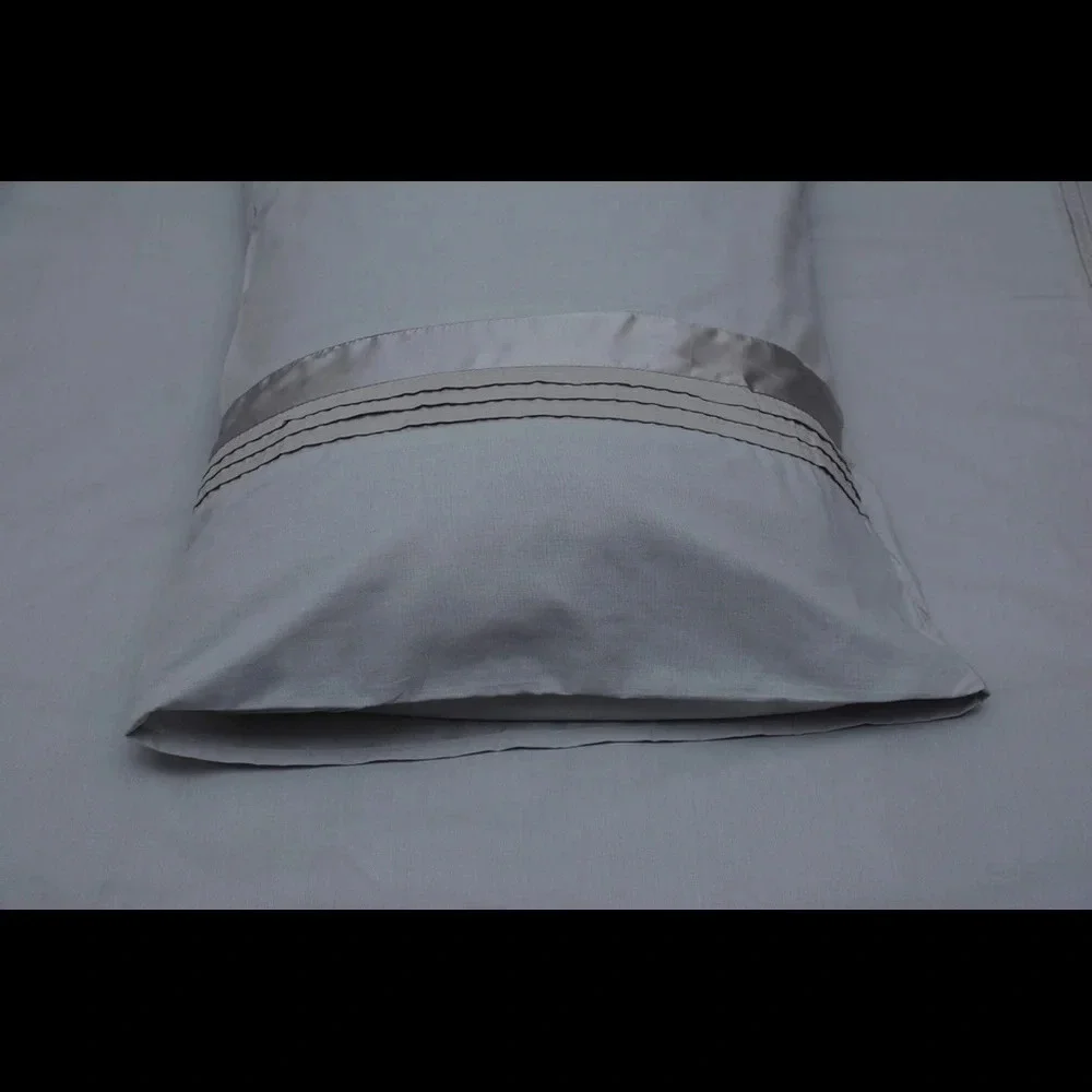 Pintuk Cotton Blend Duvet Cover Set (Silver, Twin)